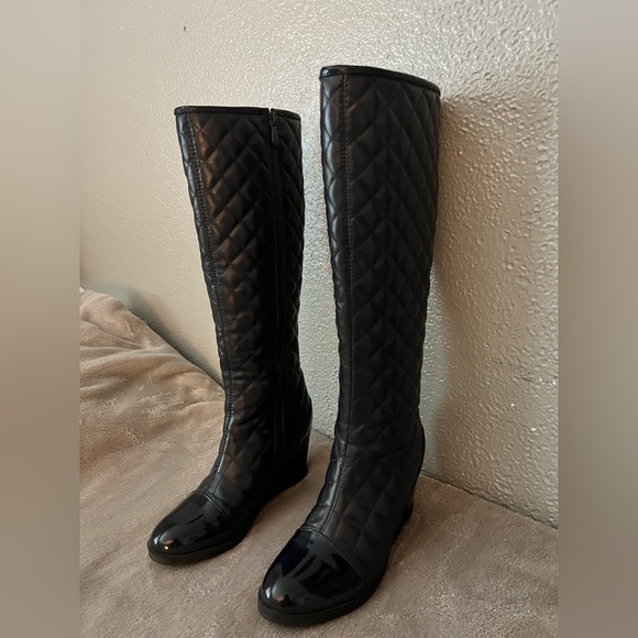 Platform Quilted Boots - Picture 7 of 7